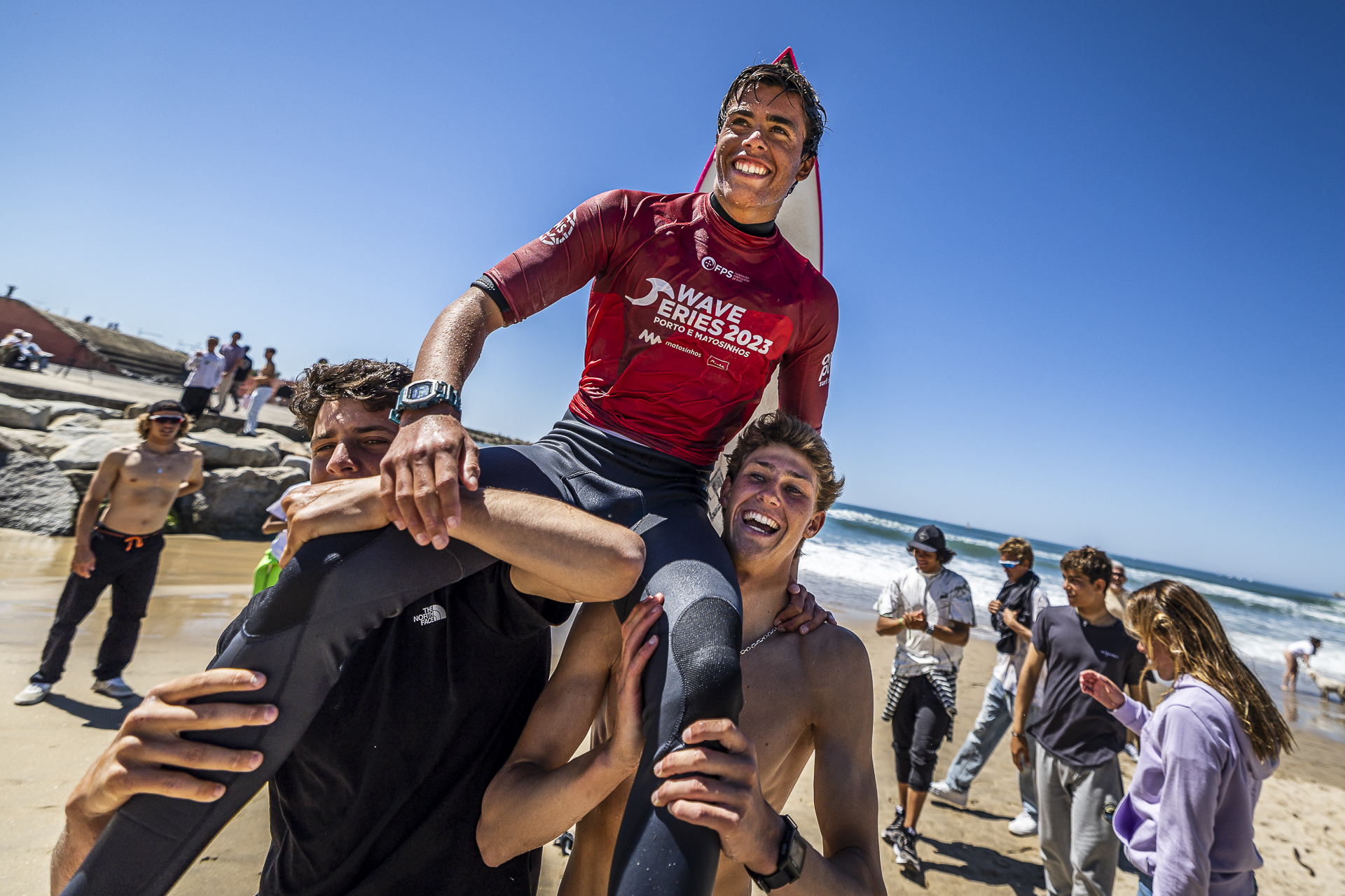 A Nova Gera O Do Surf Portugu S Deu Espet Culo No Porto Gora